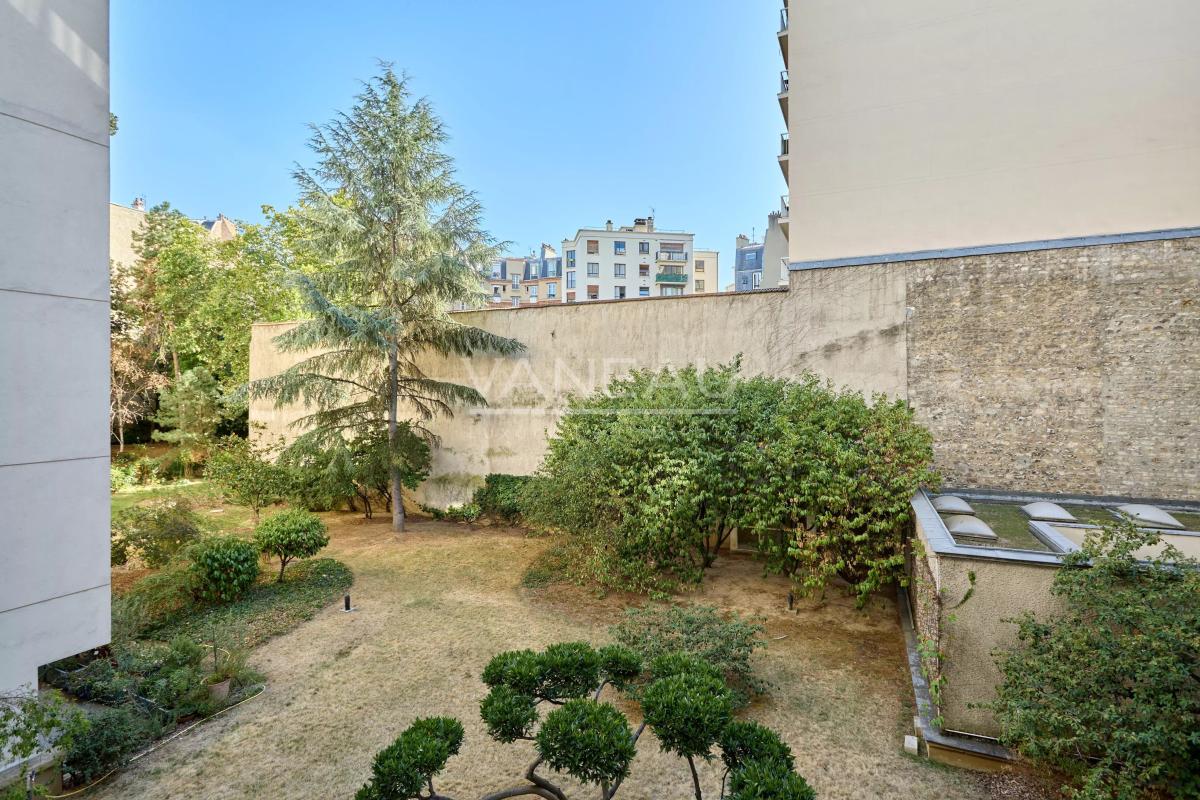Paris XVe - Charles Michels -  5 pièces - terrasse - parking