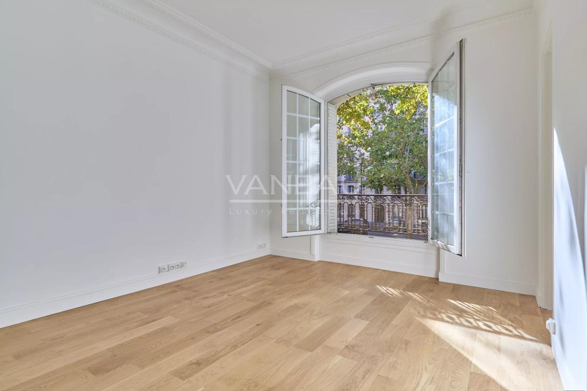 Paris 16ème - Auteuil - Charme de l'ancien deux chambres