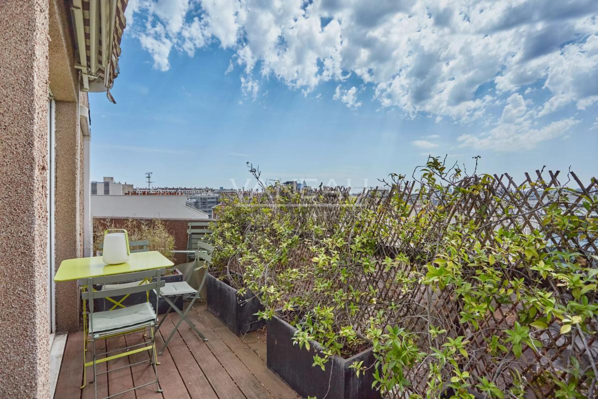 Dernier étage 4 pièces traversant terrasse plein sud