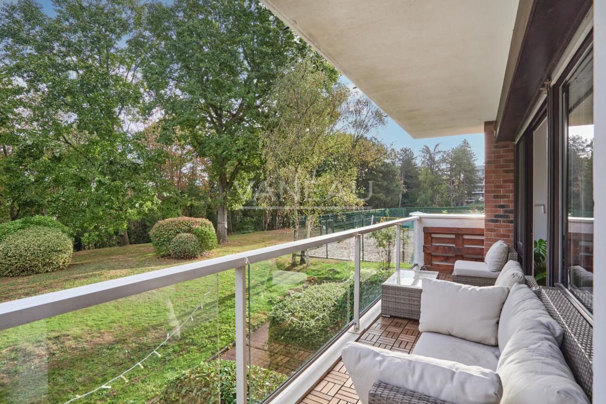 Résidence standing - 3 pèces avec terrasse - piscine et tennis ....