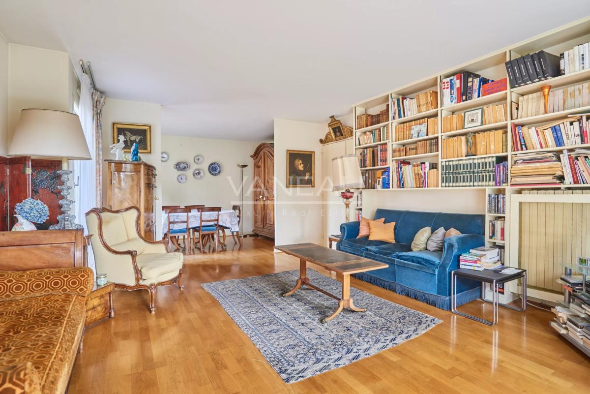 Résidence de standing - 4 pièces avec terrasse - piscine et tennis.