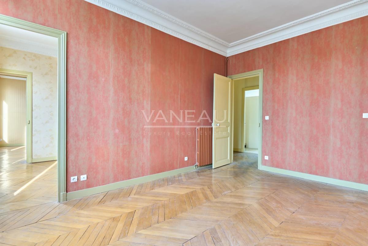 Paris XIV – Mairie du XIV – Appartement familial étage élevé