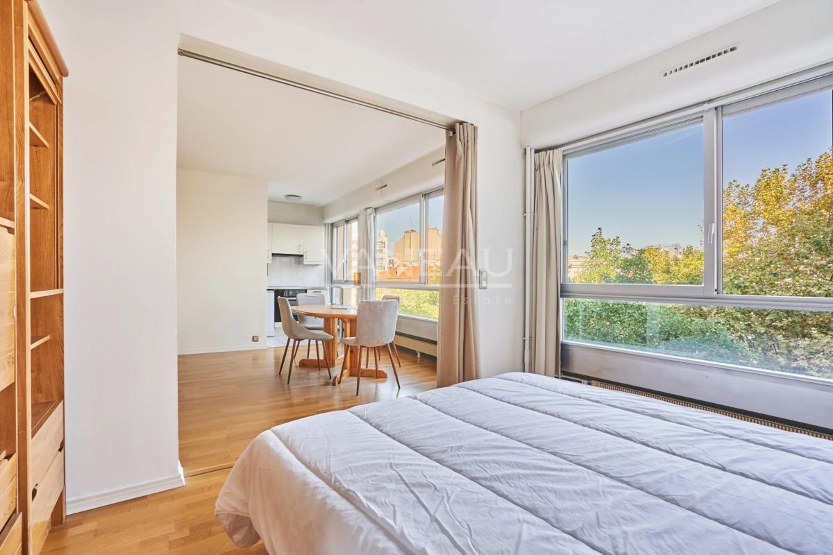 Paris XVe - Cambronne - Etage élevé