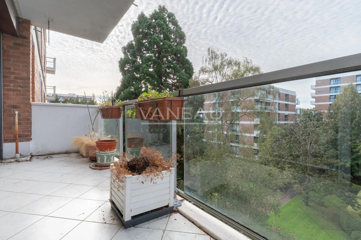 Résidence standing - 4 pèces avec terrasse - piscine et tennis ....