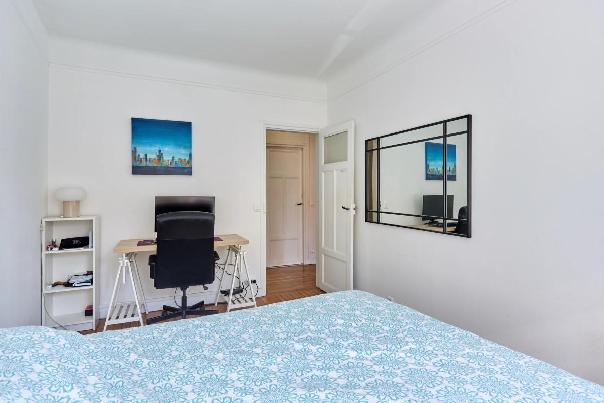Suresnes Mont-Valérien - Appartement en très bon état et ensoleillé