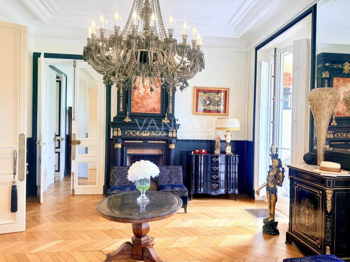 Propriété équestre de 7,8 ha avec château, Pays d'Auge
