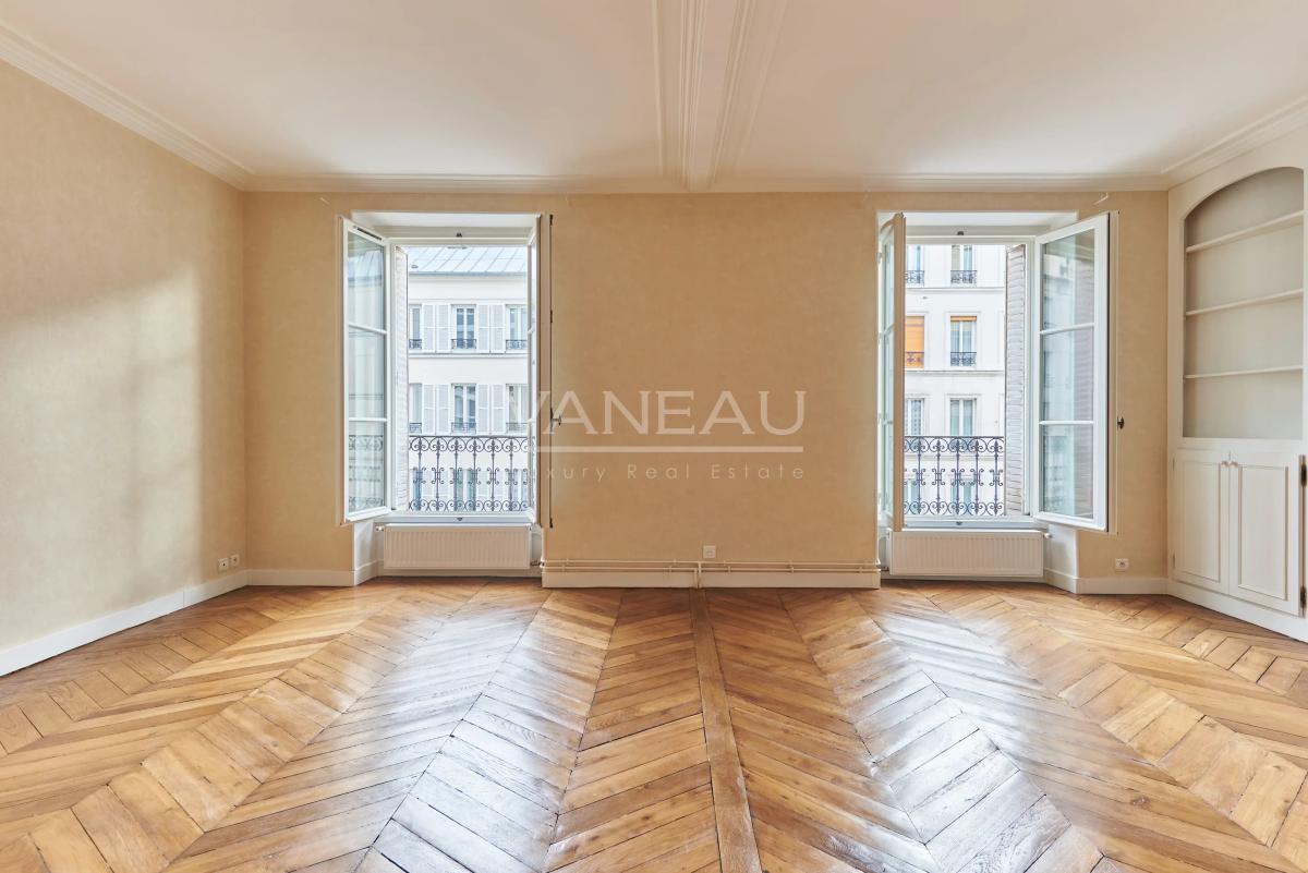 PARIS XVe - Lecourbe/Cambronne : Appartement trois pièces ensoleillé