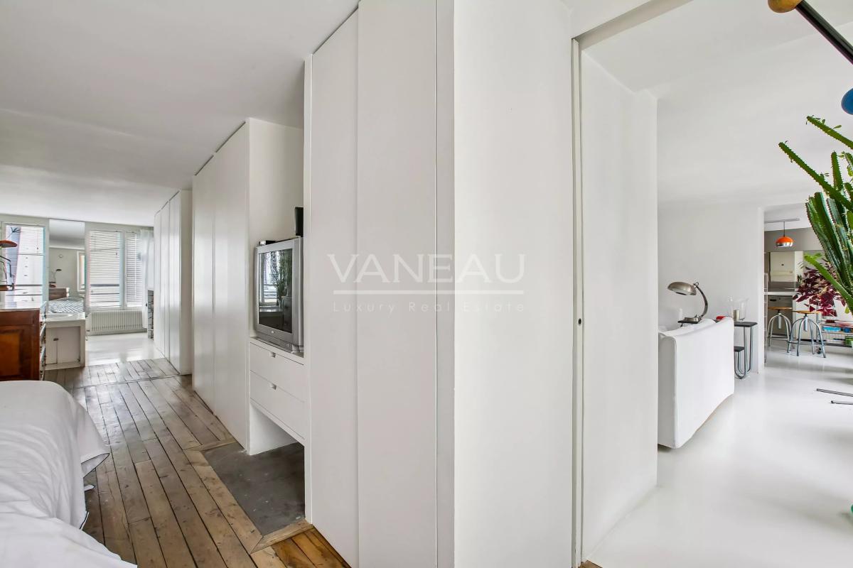 Paris 3è - Loft d'artiste en étage avec ascenseur