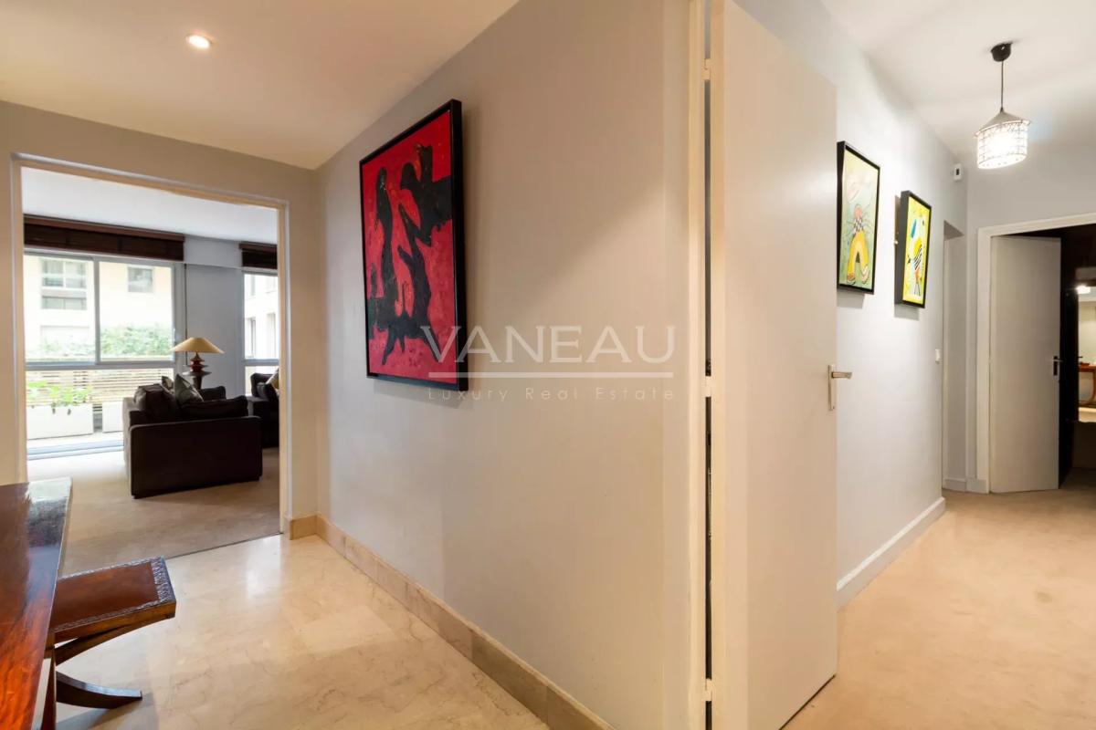 Barbet de Jouy / Sur Jardin